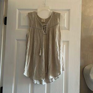 Japna sleeveless blouse